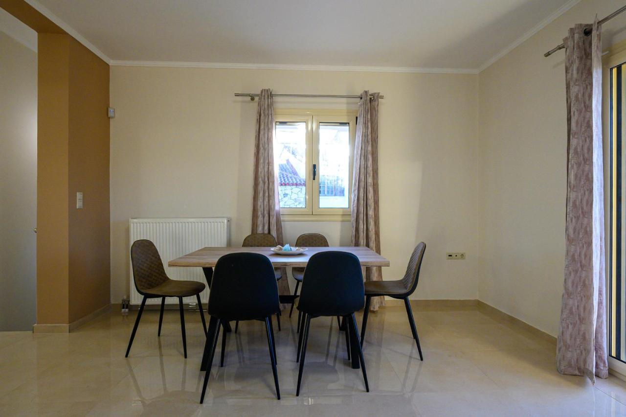 Kv Apartments Kalamáta Buitenkant foto